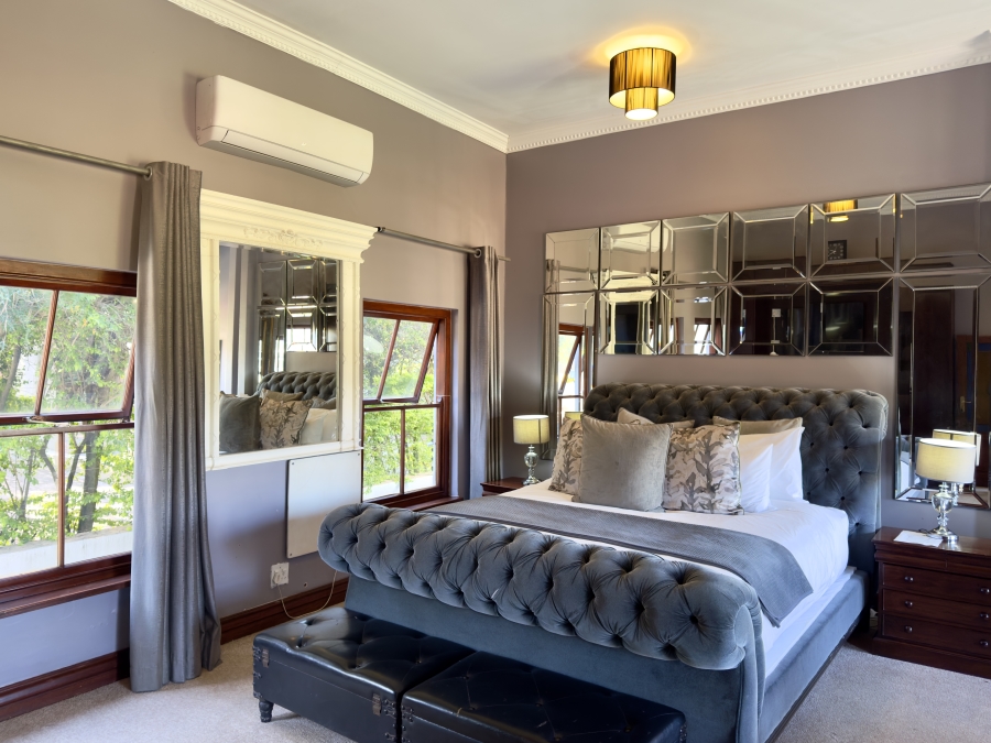 5 Bedroom Property for Sale in Waterkloof Ridge Gauteng
