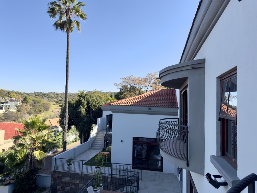 5 Bedroom Property for Sale in Waterkloof Ridge Gauteng