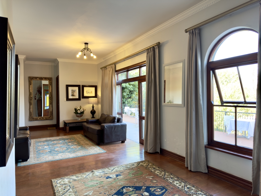 5 Bedroom Property for Sale in Waterkloof Ridge Gauteng