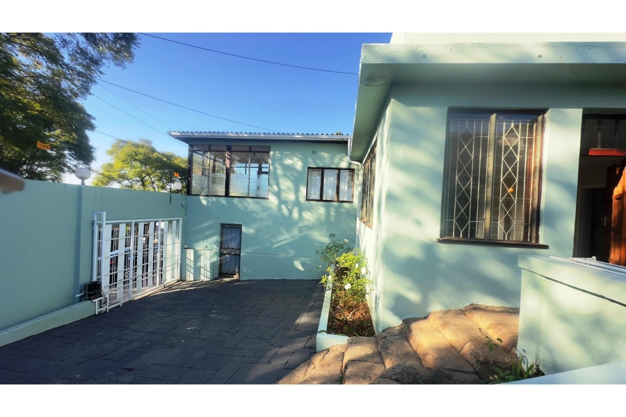 To Let 2 Bedroom Property for Rent in Kensington Gauteng