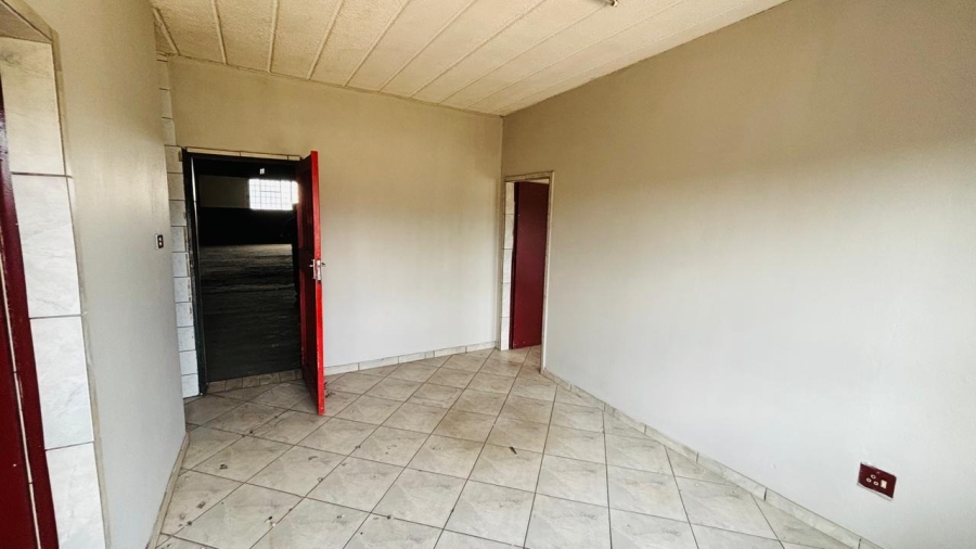 Commercial Property for Sale in Daleside Gauteng