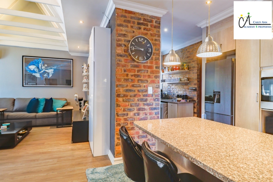 3 Bedroom Property for Sale in Thatchfield Hills Gauteng