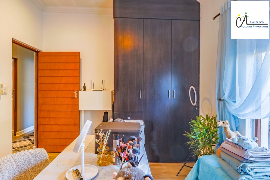 3 Bedroom Property for Sale in Thatchfield Hills Gauteng