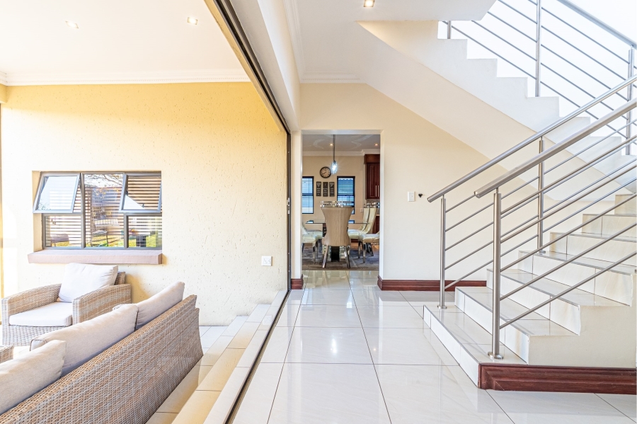 4 Bedroom Property for Sale in Blue Valley Golf Estate Gauteng
