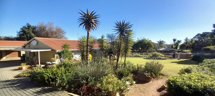 To Let 4 Bedroom Property for Rent in Rant En Dal Gauteng