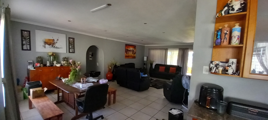 To Let 4 Bedroom Property for Rent in Rant En Dal Gauteng