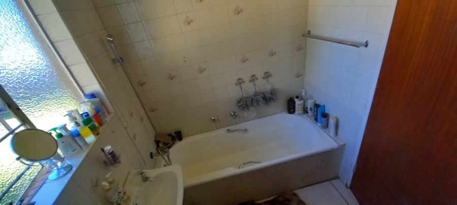 To Let 4 Bedroom Property for Rent in Rant En Dal Gauteng