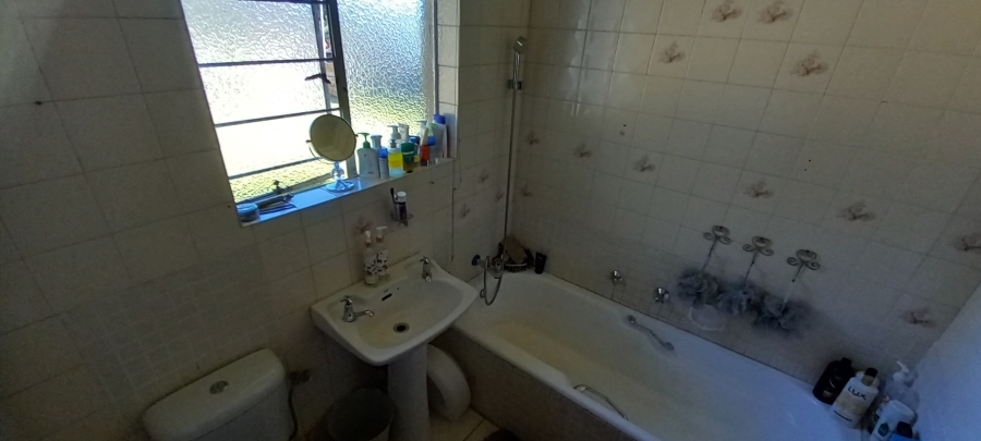 To Let 4 Bedroom Property for Rent in Rant En Dal Gauteng