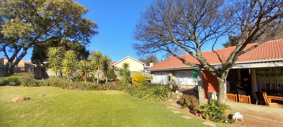 To Let 4 Bedroom Property for Rent in Rant En Dal Gauteng