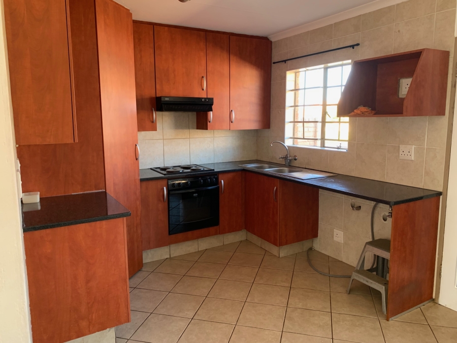 To Let 3 Bedroom Property for Rent in Willow Park Manor Gauteng