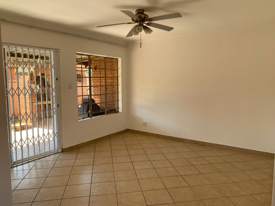 To Let 3 Bedroom Property for Rent in Willow Park Manor Gauteng