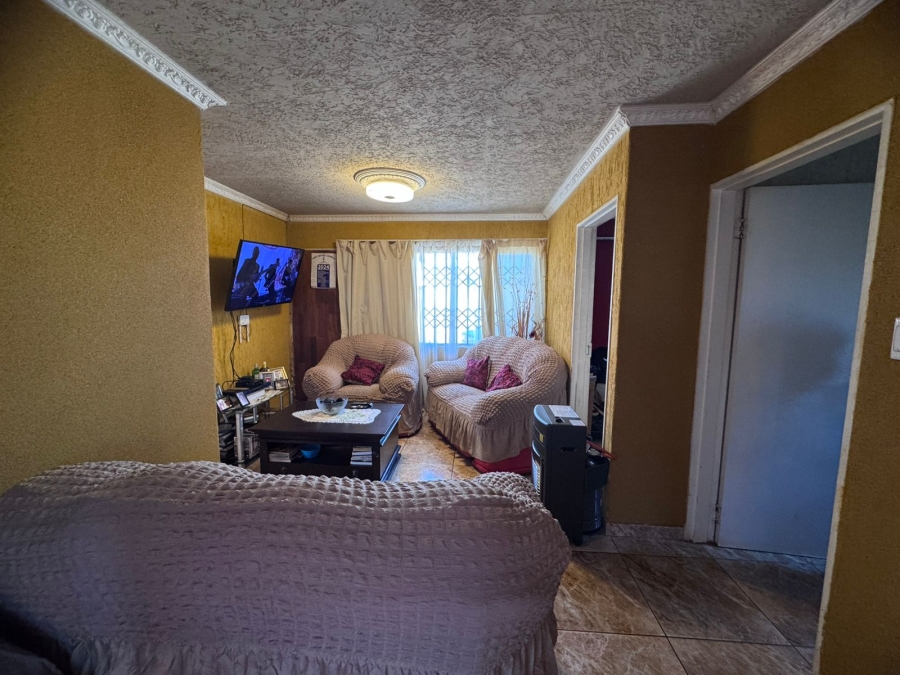 3 Bedroom Property for Sale in Protea Glen Gauteng
