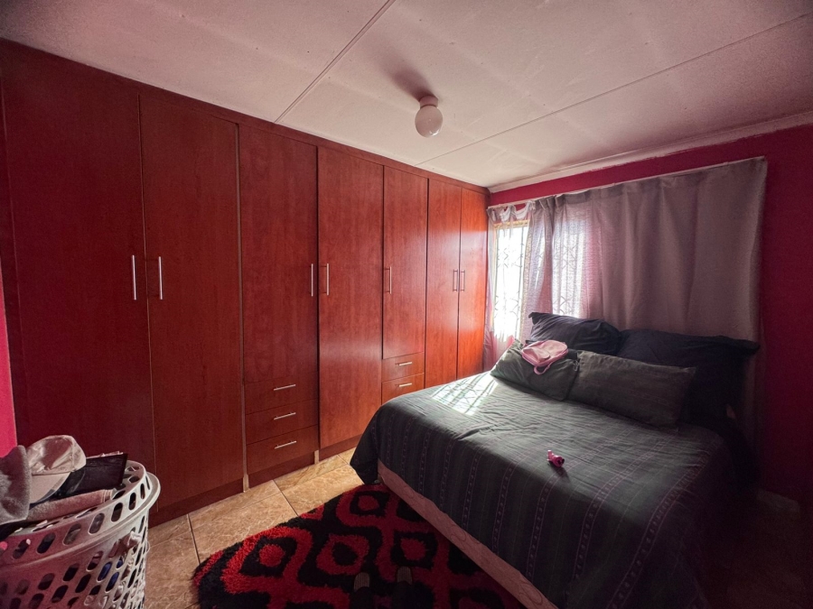 3 Bedroom Property for Sale in Protea Glen Gauteng