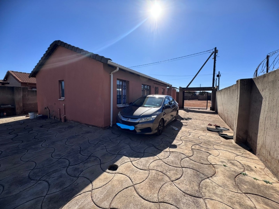3 Bedroom Property for Sale in Protea Glen Gauteng