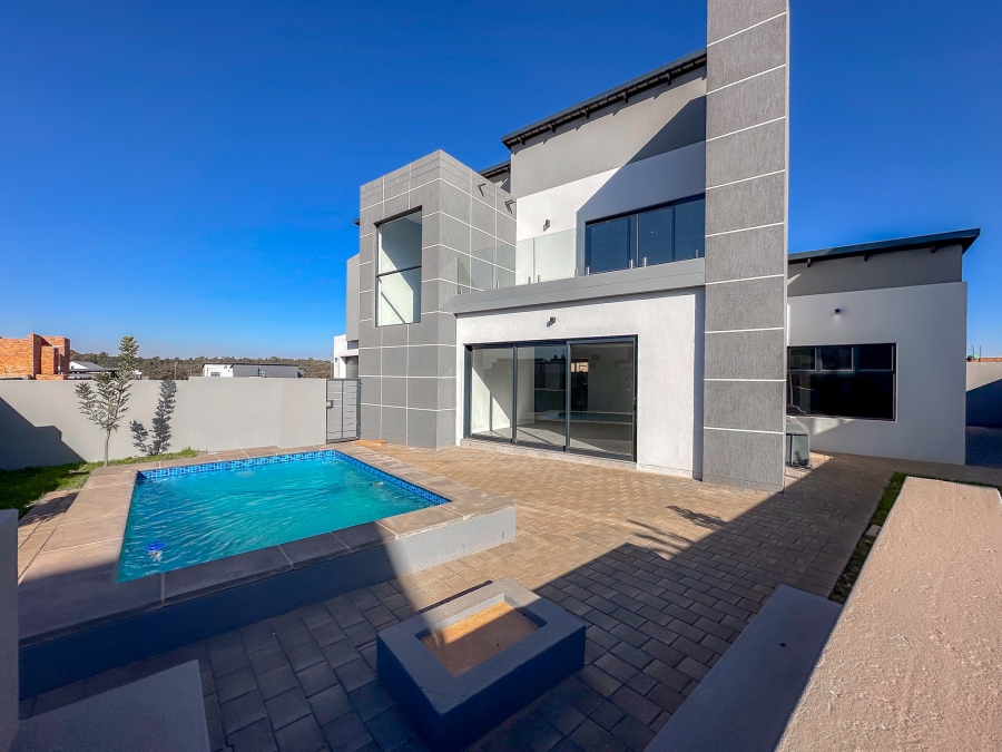 4 Bedroom Property for Sale in Fountainbrook Estate Gauteng