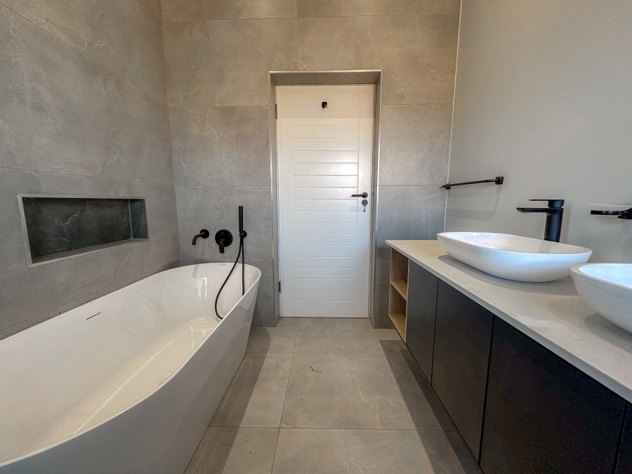 4 Bedroom Property for Sale in Fountainbrook Estate Gauteng