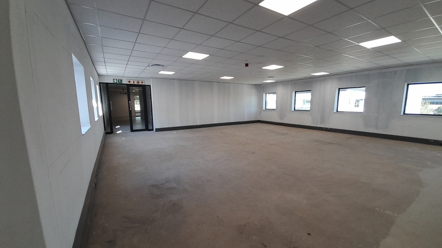 To Let commercial Property for Rent in Vorna Valley Gauteng