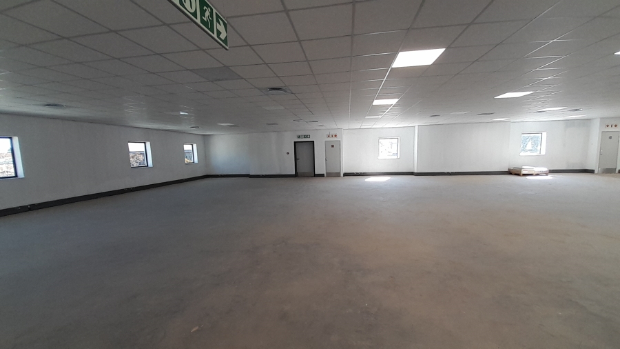 To Let commercial Property for Rent in Vorna Valley Gauteng