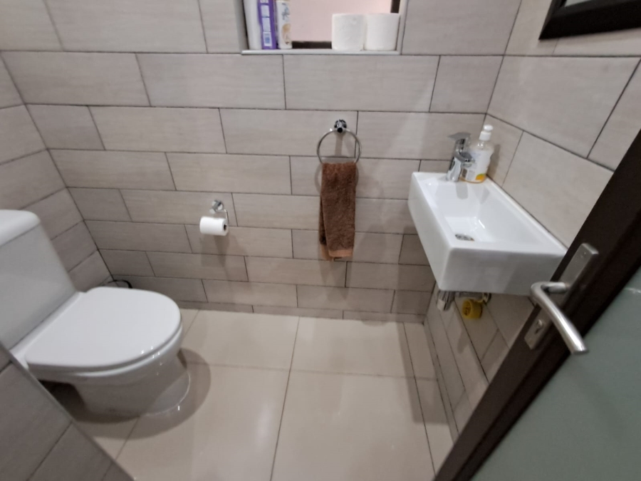 To Let commercial Property for Rent in Duncanville Gauteng