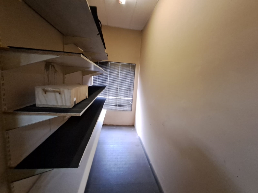 To Let commercial Property for Rent in Duncanville Gauteng