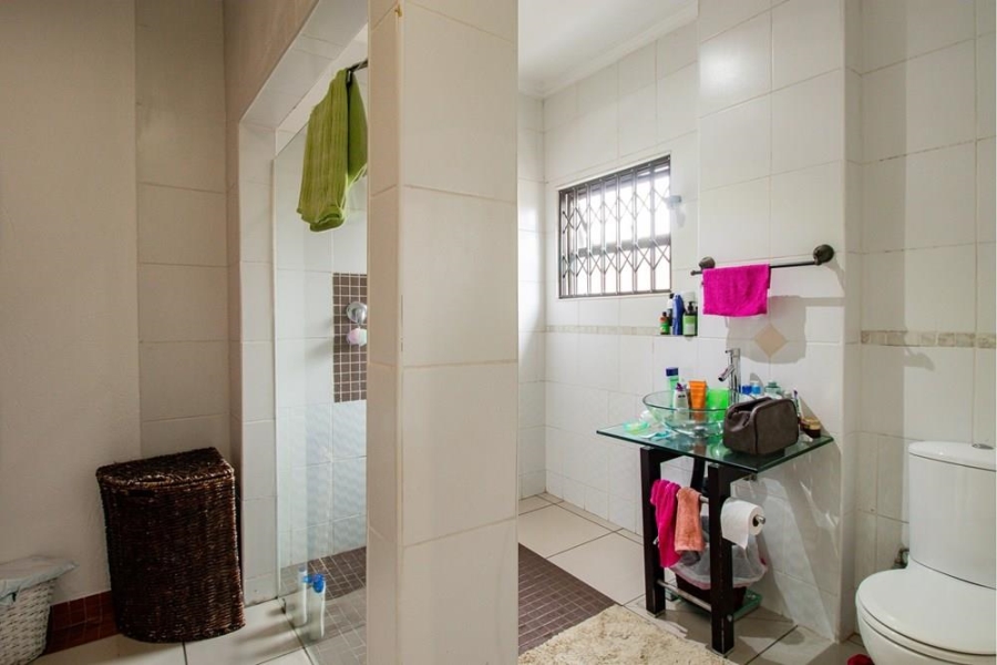 5 Bedroom Property for Sale in Kosmosdal Gauteng