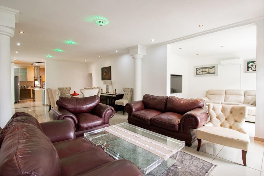 5 Bedroom Property for Sale in Kosmosdal Gauteng