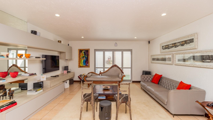 To Let 5 Bedroom Property for Rent in Morningside Gauteng