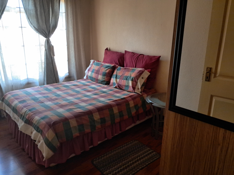 3 Bedroom Property for Sale in Dawn Park Gauteng