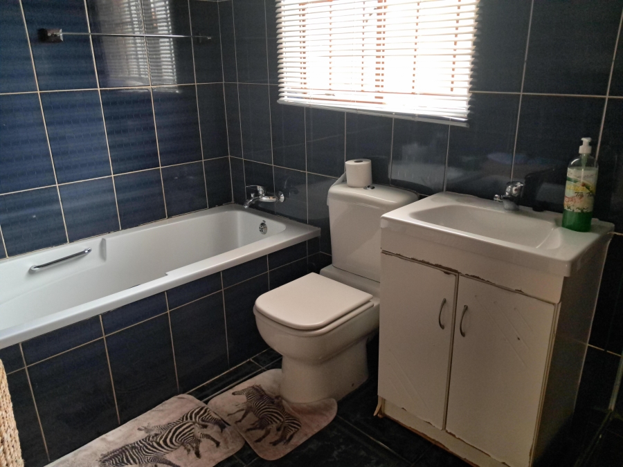 3 Bedroom Property for Sale in Dawn Park Gauteng