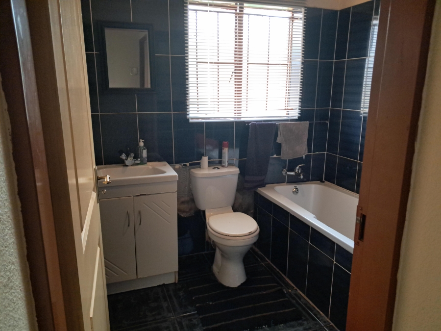 3 Bedroom Property for Sale in Dawn Park Gauteng