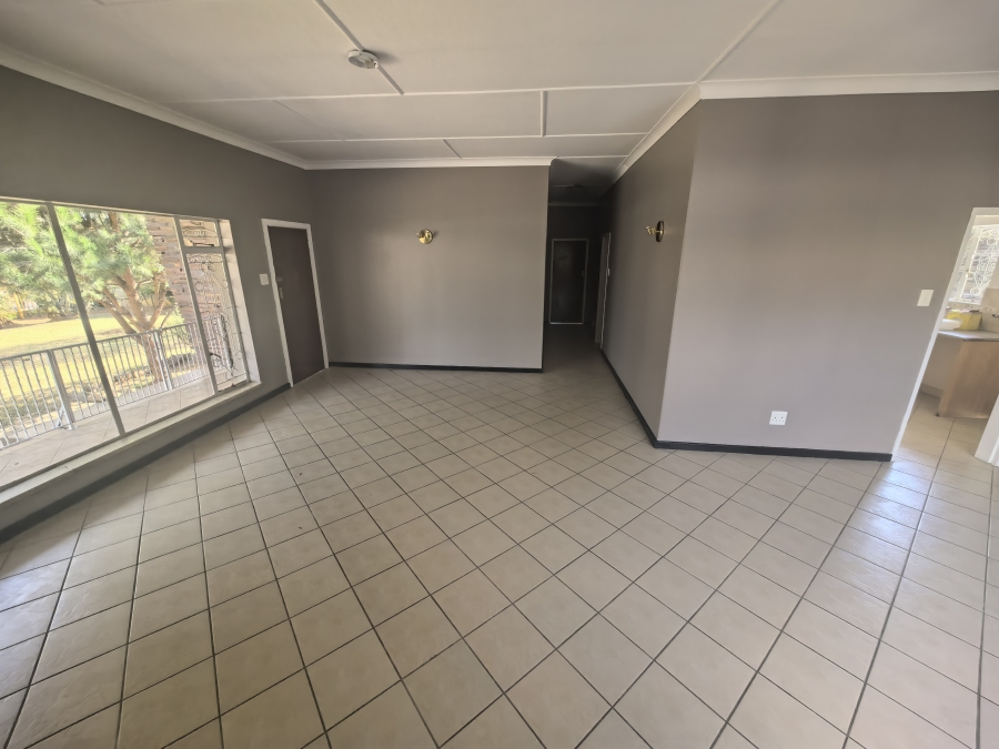 3 Bedroom Property for Sale in Farrarmere Gauteng