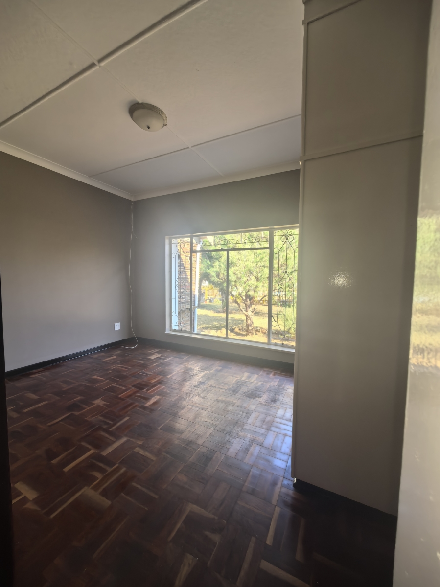3 Bedroom Property for Sale in Farrarmere Gauteng