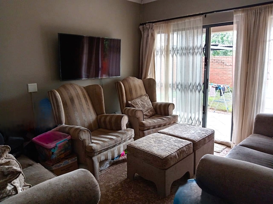 3 Bedroom Property for Sale in Monavoni Gauteng