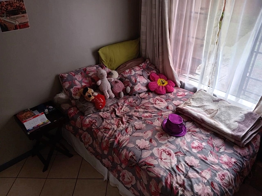 3 Bedroom Property for Sale in Monavoni Gauteng