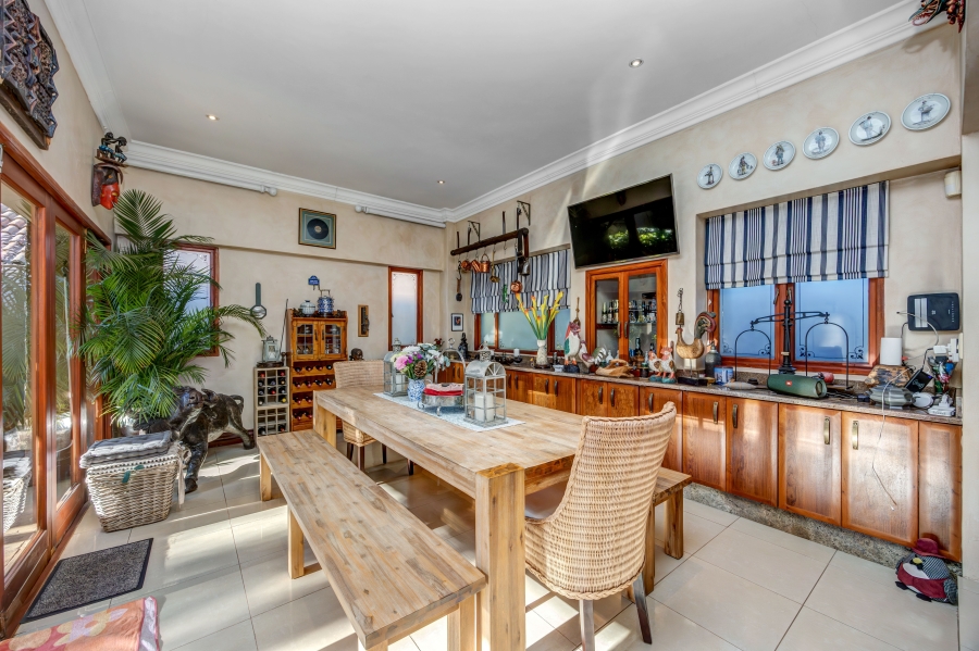 4 Bedroom Property for Sale in Broadacres Gauteng