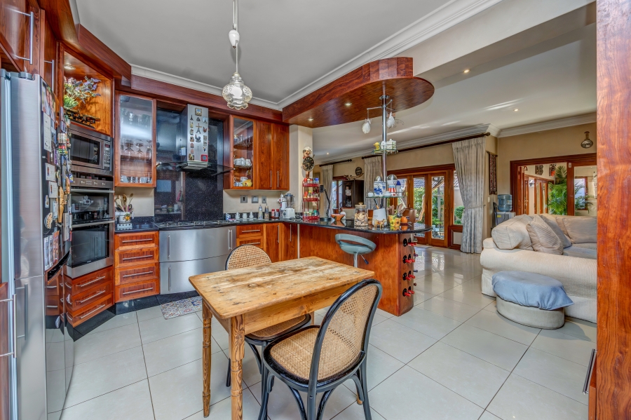 4 Bedroom Property for Sale in Broadacres Gauteng