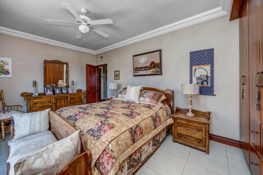 4 Bedroom Property for Sale in Broadacres Gauteng