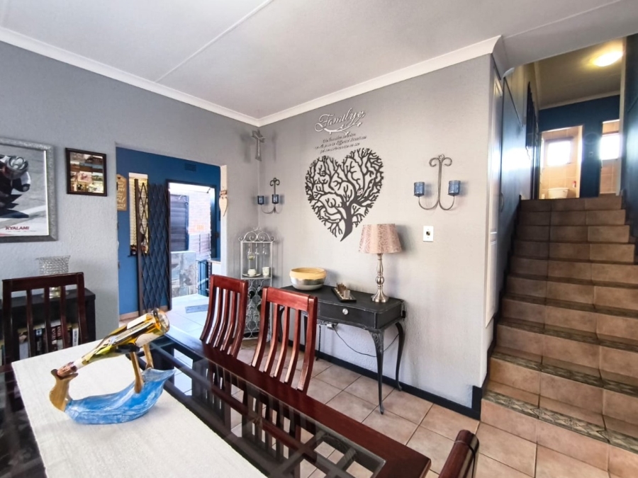 3 Bedroom Property for Sale in Brackenhurst Gauteng