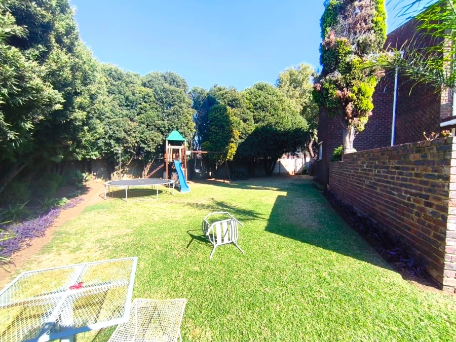 3 Bedroom Property for Sale in Brackenhurst Gauteng
