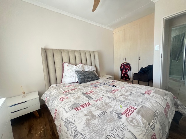 5 Bedroom Property for Sale in Alberante Gauteng