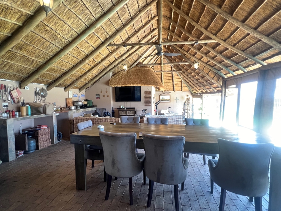 5 Bedroom Property for Sale in Alberante Gauteng