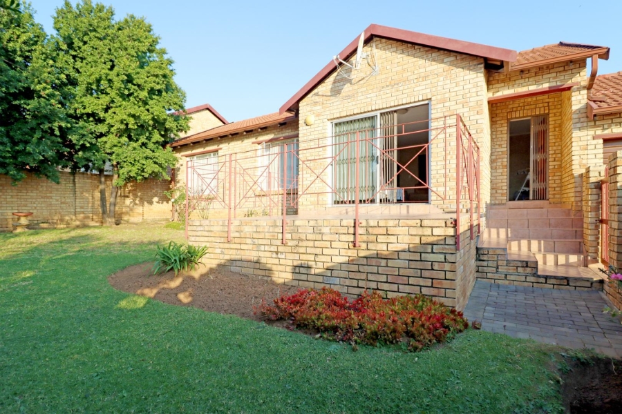 3 Bedroom Property for Sale in Kyalami Hills Gauteng