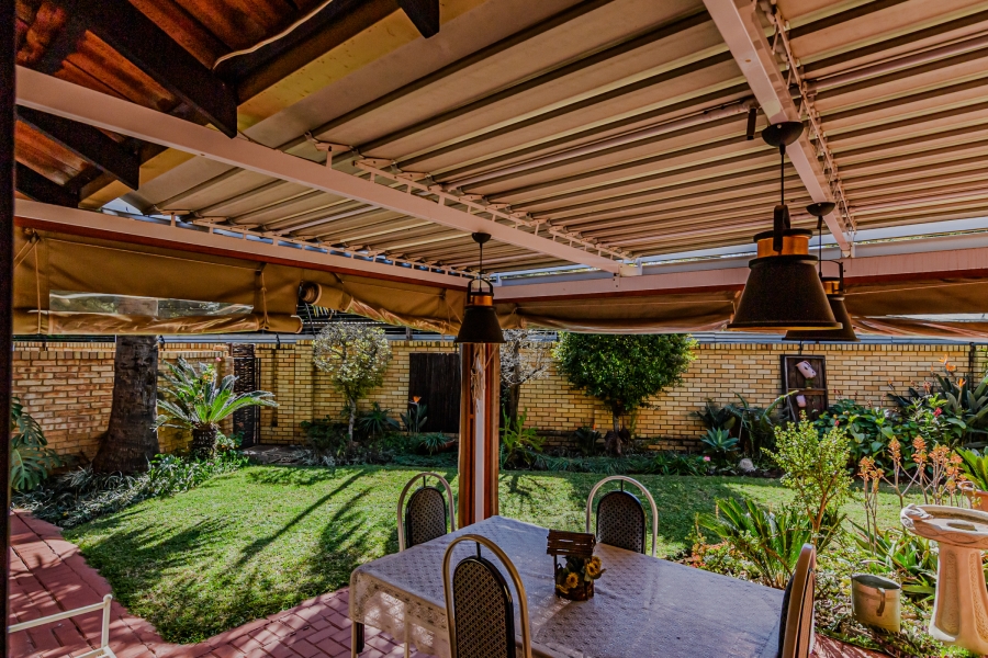 3 Bedroom Property for Sale in Sinoville Gauteng