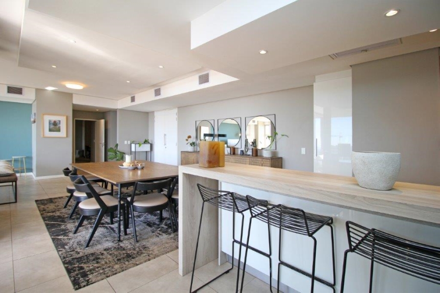 To Let 3 Bedroom Property for Rent in Rosebank Gauteng