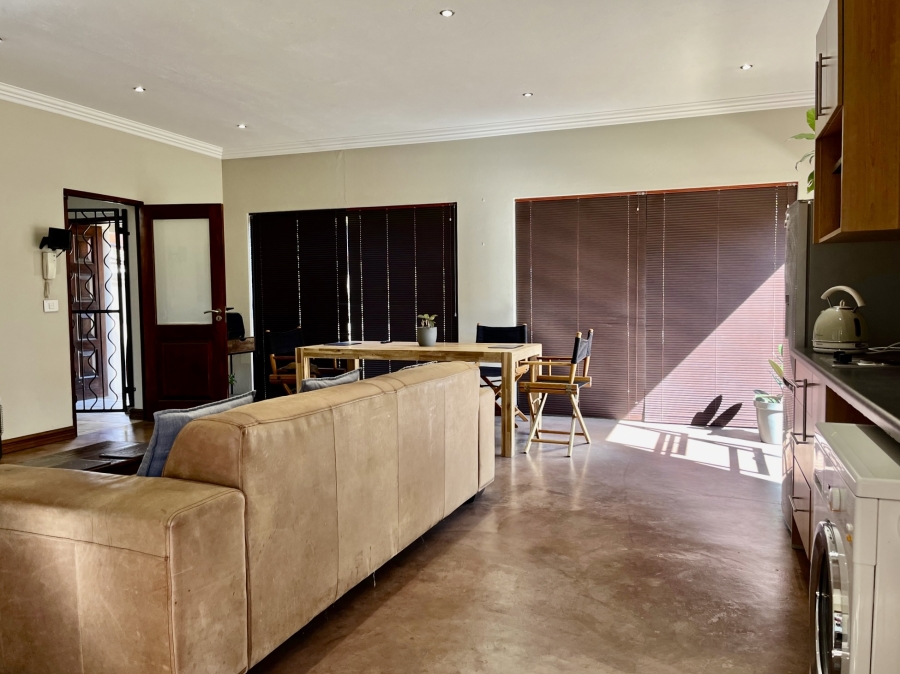 To Let 1 Bedroom Property for Rent in Linden Gauteng