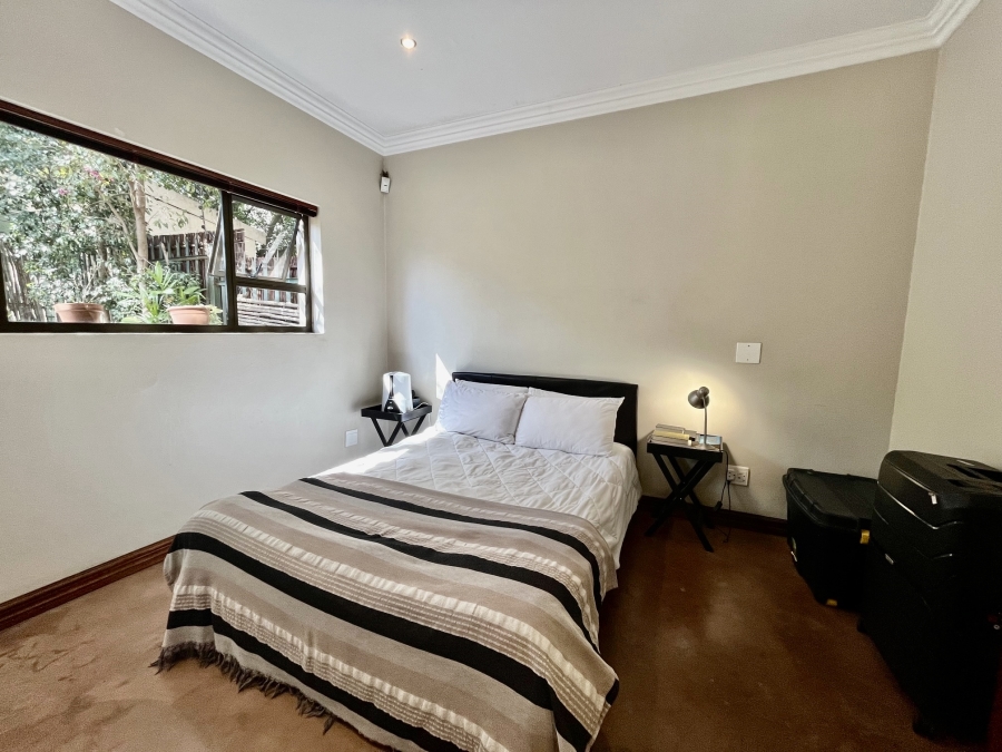 To Let 1 Bedroom Property for Rent in Linden Gauteng