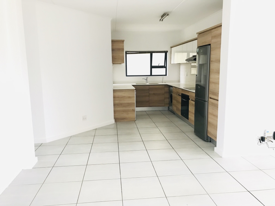To Let 3 Bedroom Property for Rent in Waterfall Country Estate Gauteng