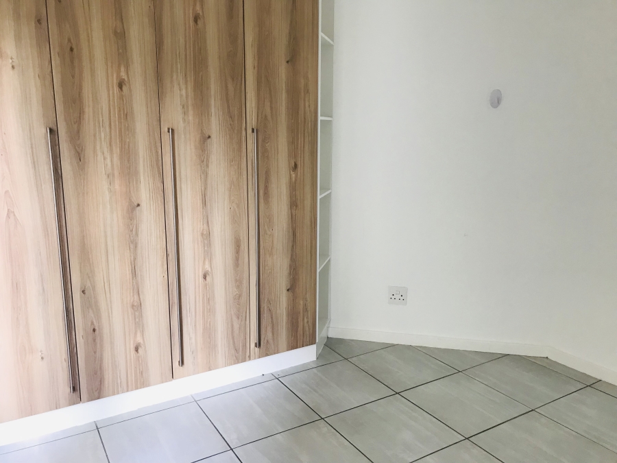 To Let 3 Bedroom Property for Rent in Waterfall Country Estate Gauteng