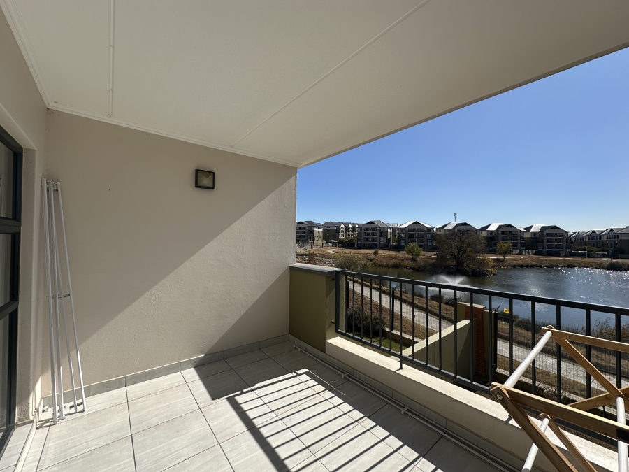 To Let 3 Bedroom Property for Rent in Waterfall Country Estate Gauteng
