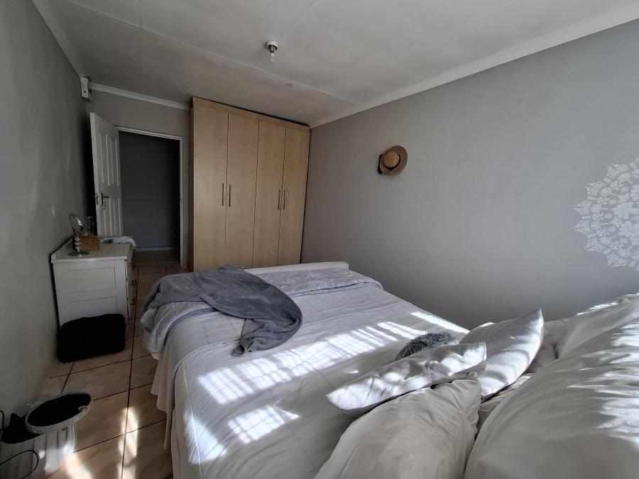 3 Bedroom Property for Sale in East Geduld Gauteng
